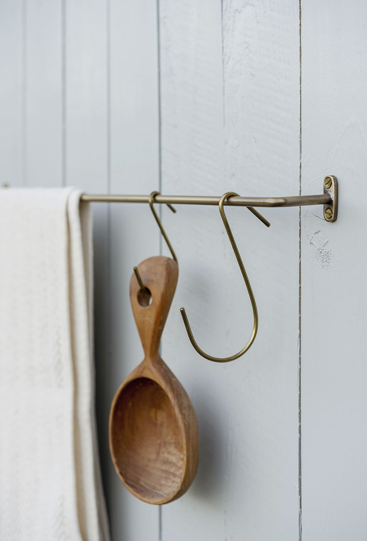 brass towel bar // medium